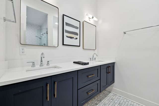 1037D Scovel St, Nashville, TN 37208