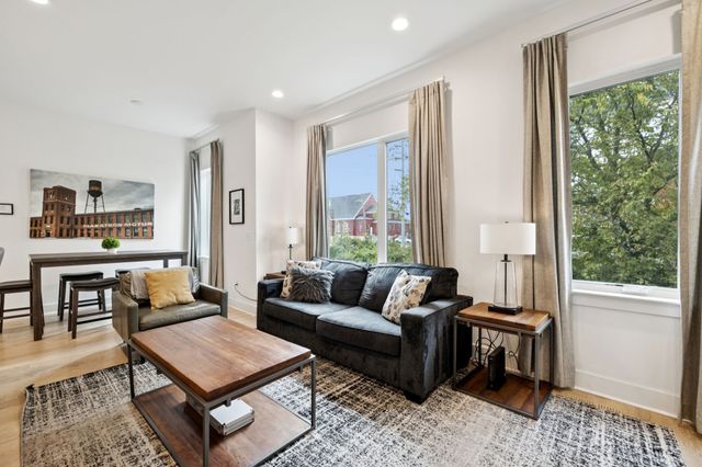 1037D Scovel St, Nashville, TN 37208