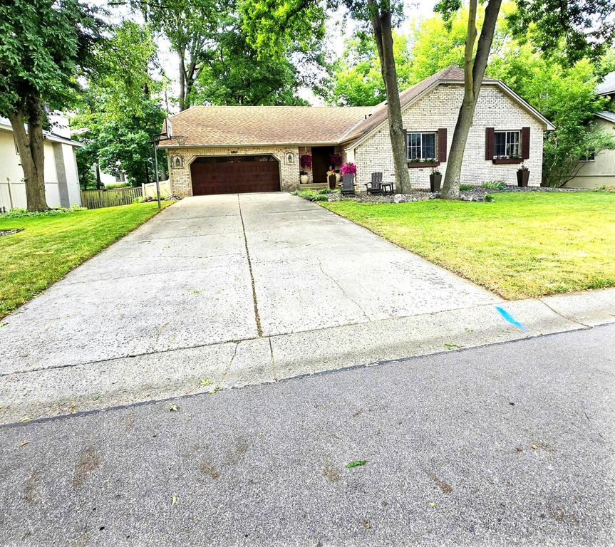 6864 Jeremy Court, Eden Prairie, MN 55346