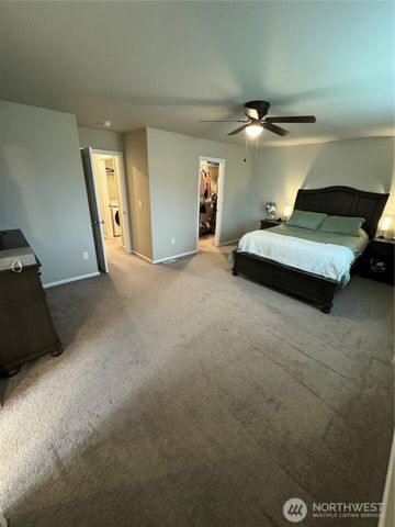 3144 Gladiator St NE, Lacey, WA 98516