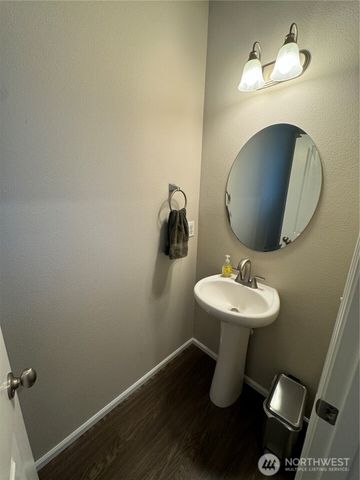 3144 Gladiator St NE, Lacey, WA 98516