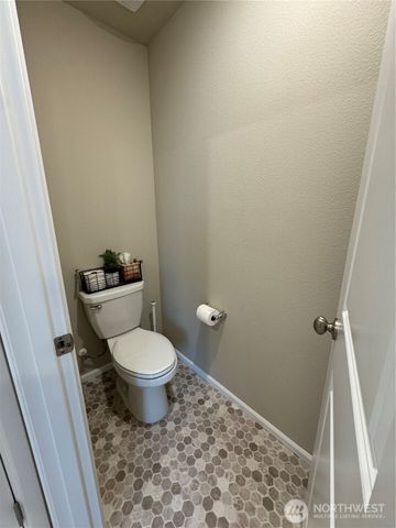 3144 Gladiator St NE, Lacey, WA 98516