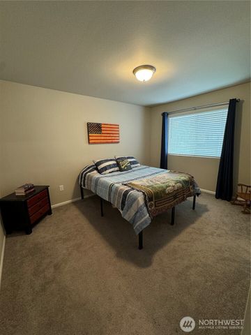 3144 Gladiator St NE, Lacey, WA 98516