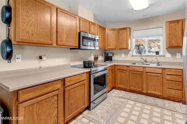 116 Ave De La Bleu De Clair, Sparks, NV 89434