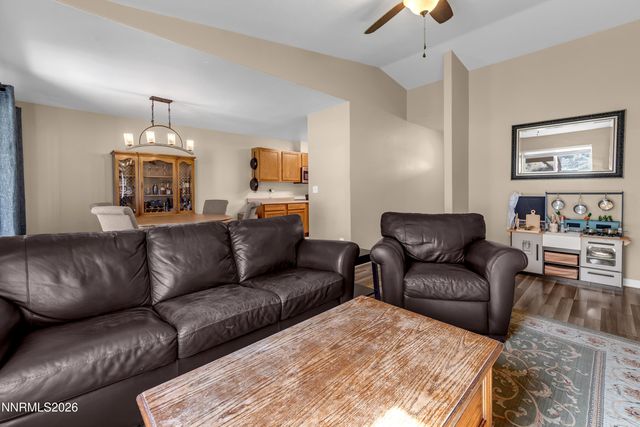 116 Ave De La Bleu De Clair, Sparks, NV 89434