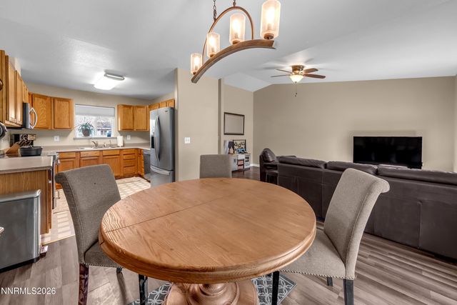 116 Ave De La Bleu De Clair, Sparks, NV 89434