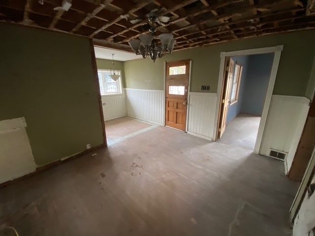 836 Duss Ave, Ambridge, PA 15003