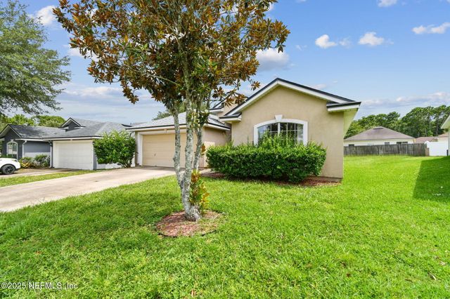 1880 CREEKVIEW Drive, Green Cove Springs, FL 32043