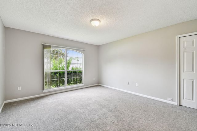 1880 CREEKVIEW Drive, Green Cove Springs, FL 32043