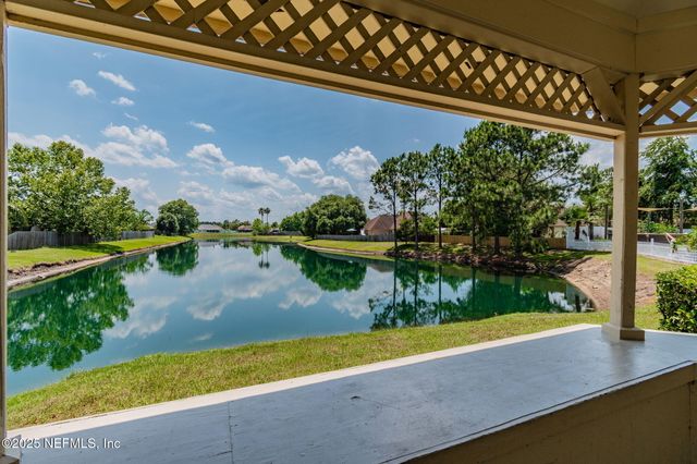 1880 CREEKVIEW Drive, Green Cove Springs, FL 32043