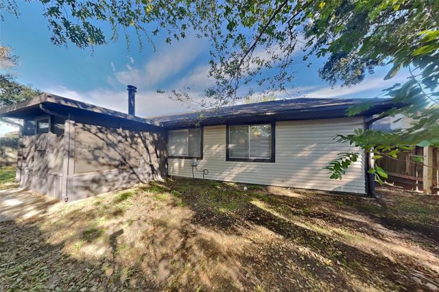 16731 Pebbleglen Drive, Houston, TX 77095