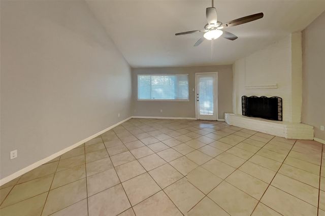 16731 Pebbleglen Drive, Houston, TX 77095