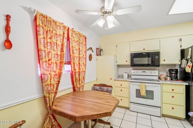 11129 W JACARANDA Drive, Sun City, AZ 85373