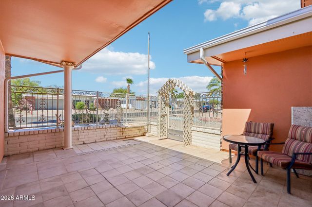 11129 W JACARANDA Drive, Sun City, AZ 85373