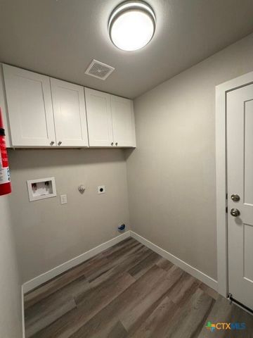 191 Valero Drive, San Marcos, TX 78666