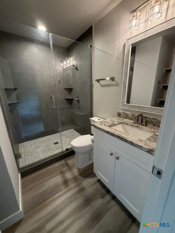 191 Valero Drive, San Marcos, TX 78666