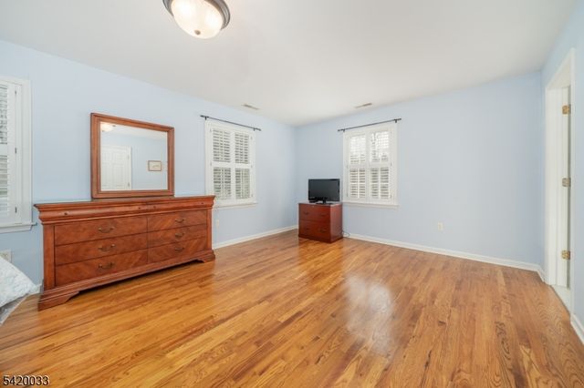 297 Elkwood Ave, New Providence Boro, NJ 07974