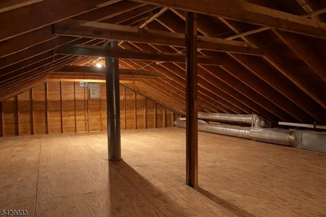 297 Elkwood Ave, New Providence Boro, NJ 07974