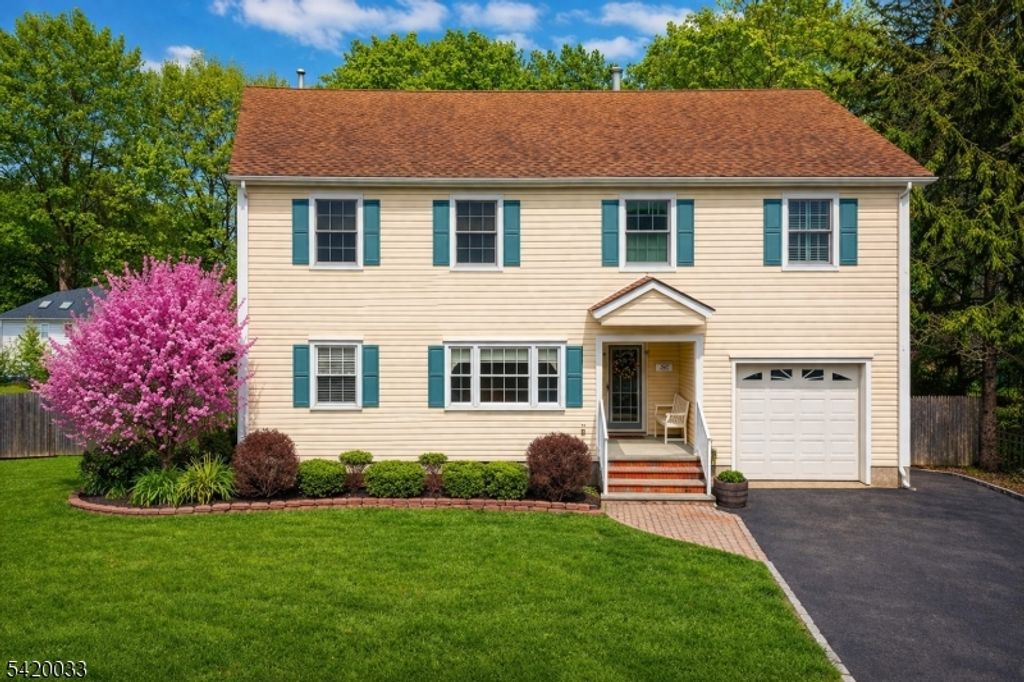 297 Elkwood Ave, New Providence Boro, NJ 07974