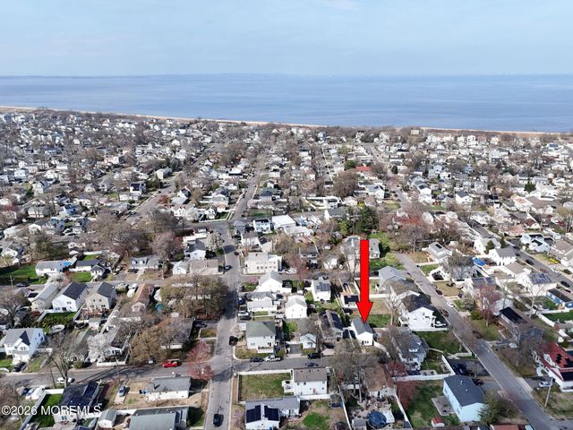 69 Dalby Place, North Middletown, NJ 07748