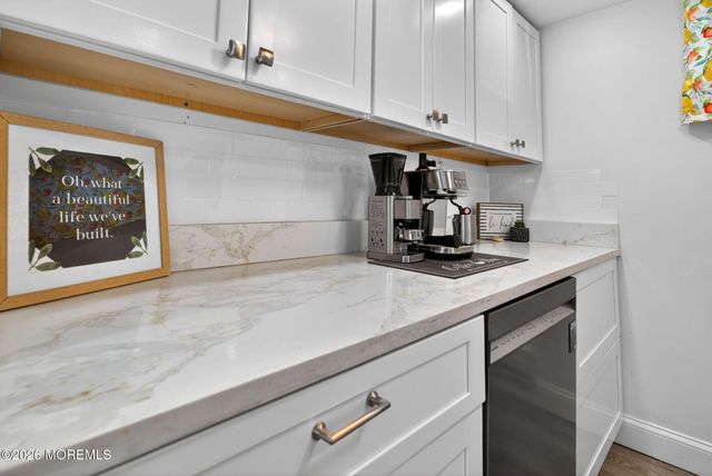 69 Dalby Place, North Middletown, NJ 07748