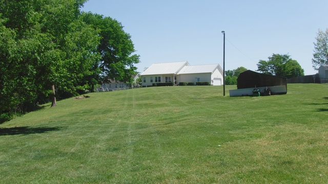 3678 Aisle St, Clarksville, TN 37040