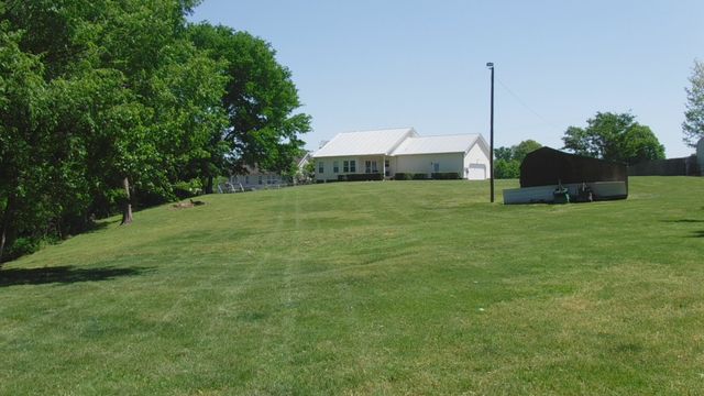 3678 Aisle St, Clarksville, TN 37040