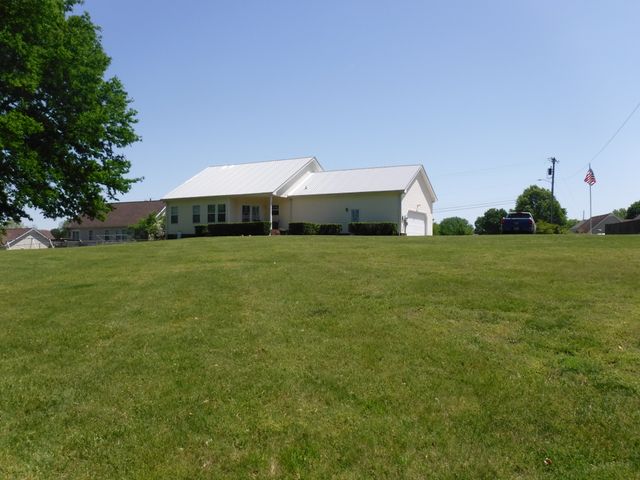 3678 Aisle St, Clarksville, TN 37040