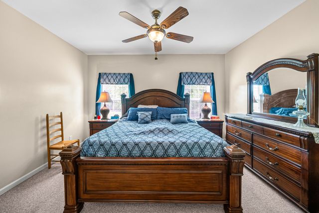3678 Aisle St, Clarksville, TN 37040