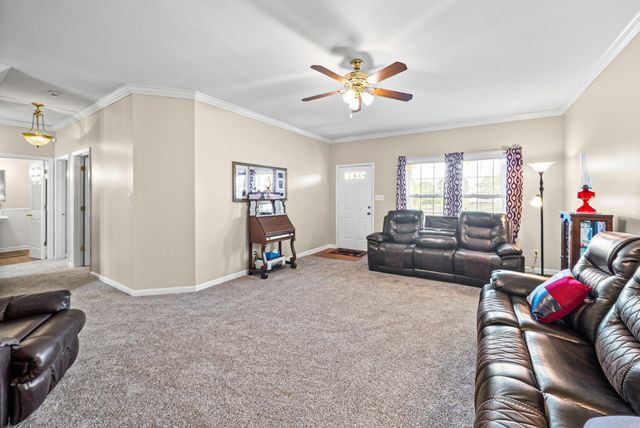 3678 Aisle St, Clarksville, TN 37040