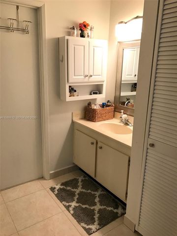 8811 SW 132nd Pl 207CW, Miami, FL 33186