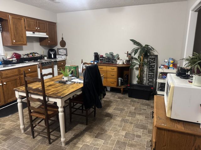 99 Lorraine Court, Berea, KY 40403