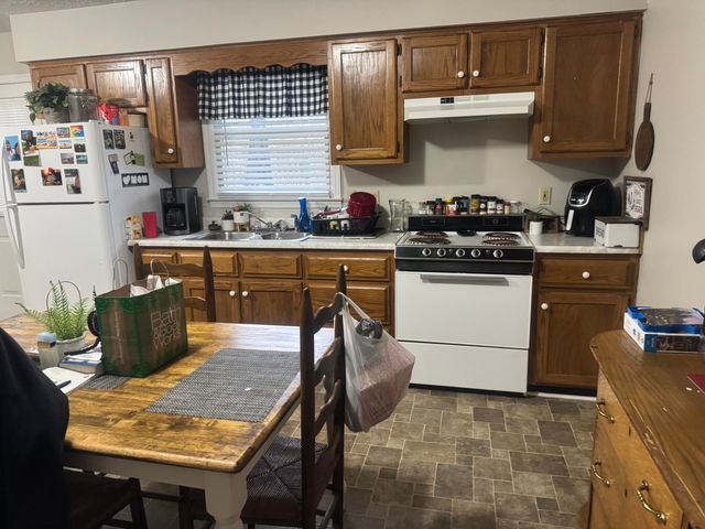 99 Lorraine Court, Berea, KY 40403