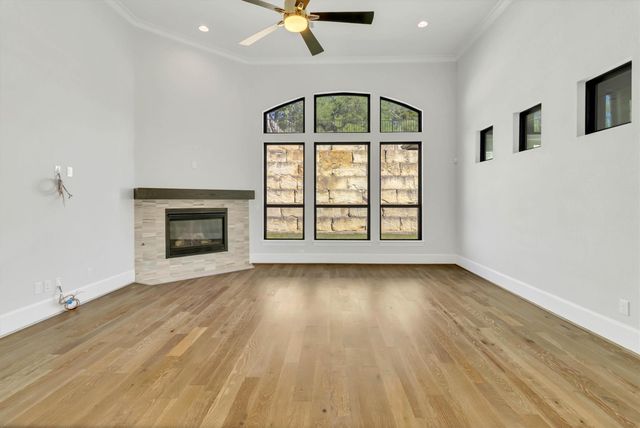 308 Lodestone LN, Austin, TX 78738