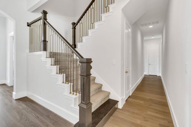 308 Lodestone LN, Austin, TX 78738