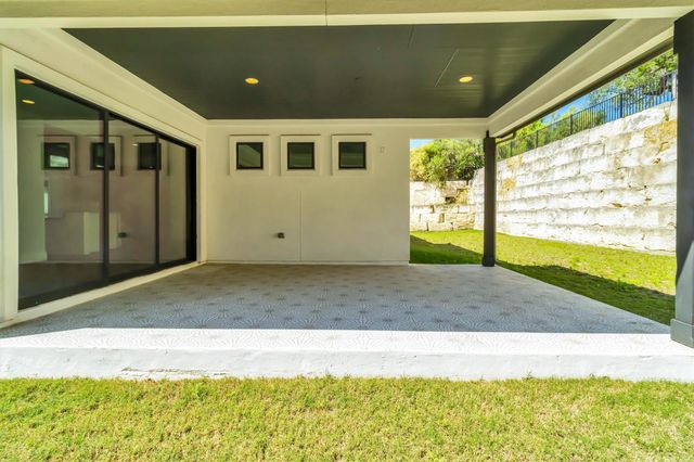 308 Lodestone LN, Austin, TX 78738