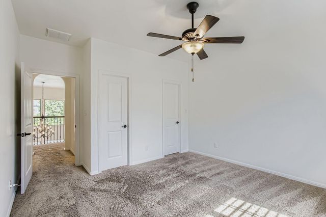 6 Freestone Stream Place, The Woodlands, TX 77389