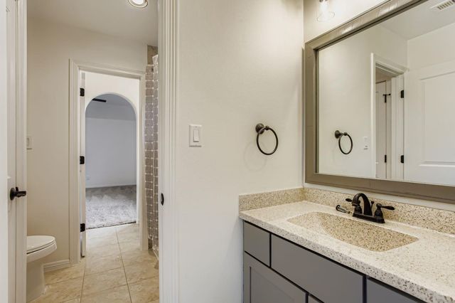 6 Freestone Stream Place, The Woodlands, TX 77389