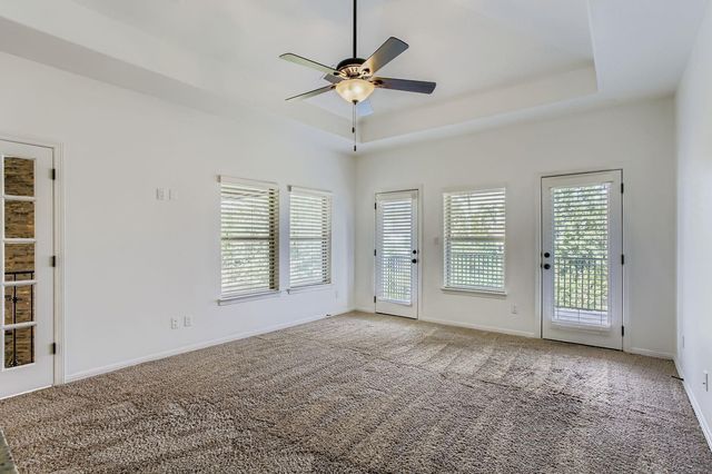 6 Freestone Stream Place, The Woodlands, TX 77389