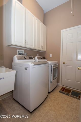 110 Wild Dunes Way, Jackson, NJ 08527