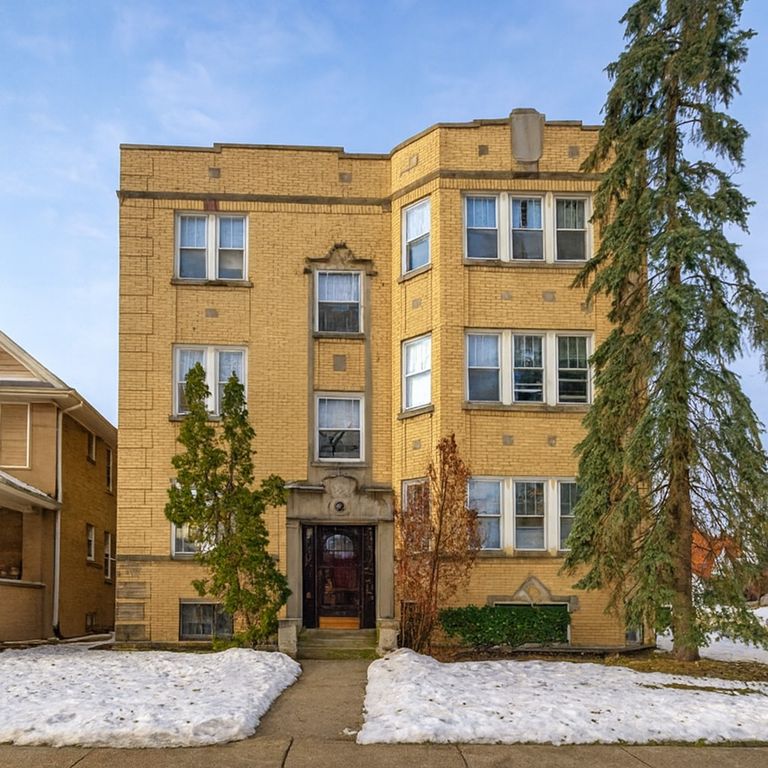 2249 W Touhy Avenue 3, Chicago, IL 60645
