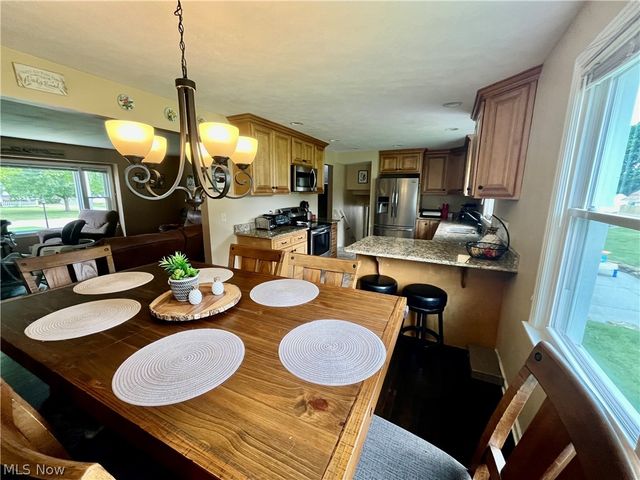 6301 Apache Lane, Poland, OH 44514