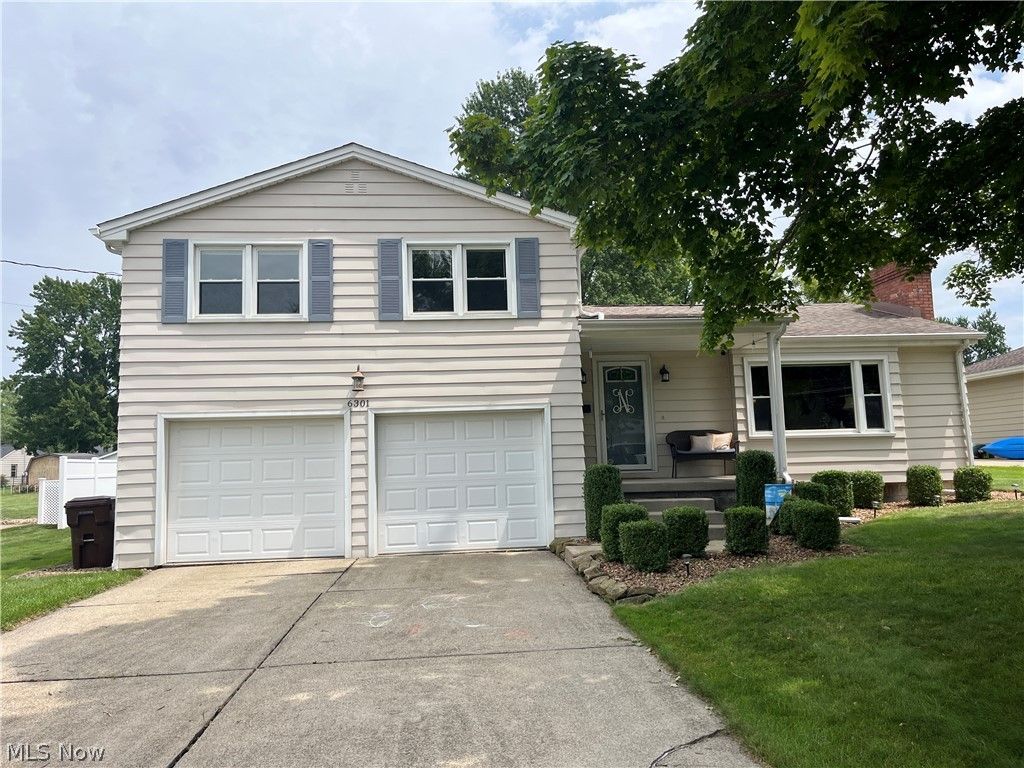6301 Apache Lane, Poland, OH 44514