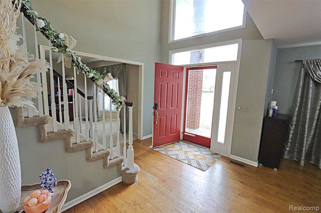 39405 Windsome Drive, Northville, MI 48167