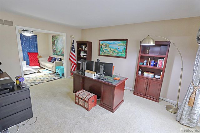 39405 Windsome Drive, Northville, MI 48167