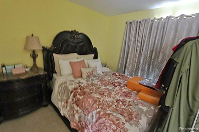 39405 Windsome Drive, Northville, MI 48167