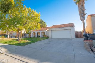 5038 E Adobe Drive, Palmdale, CA 93552