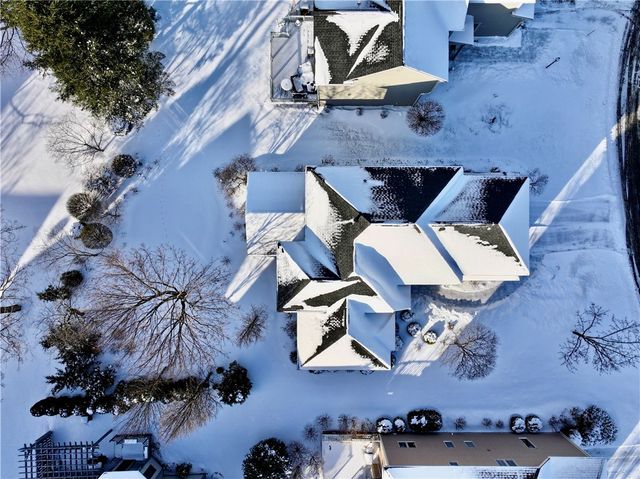 703 Mariner Cir Circle, Webster, NY 14580