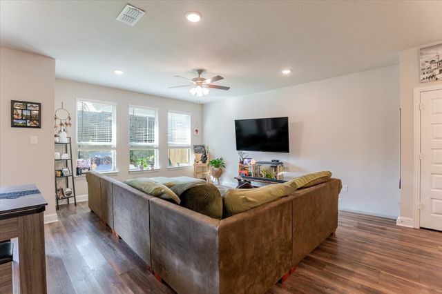 8225 Manx Point, Godley, TX 76044