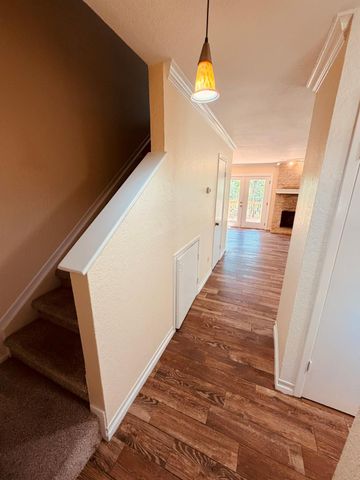 3529 North Hills DR D, Austin, TX 78731